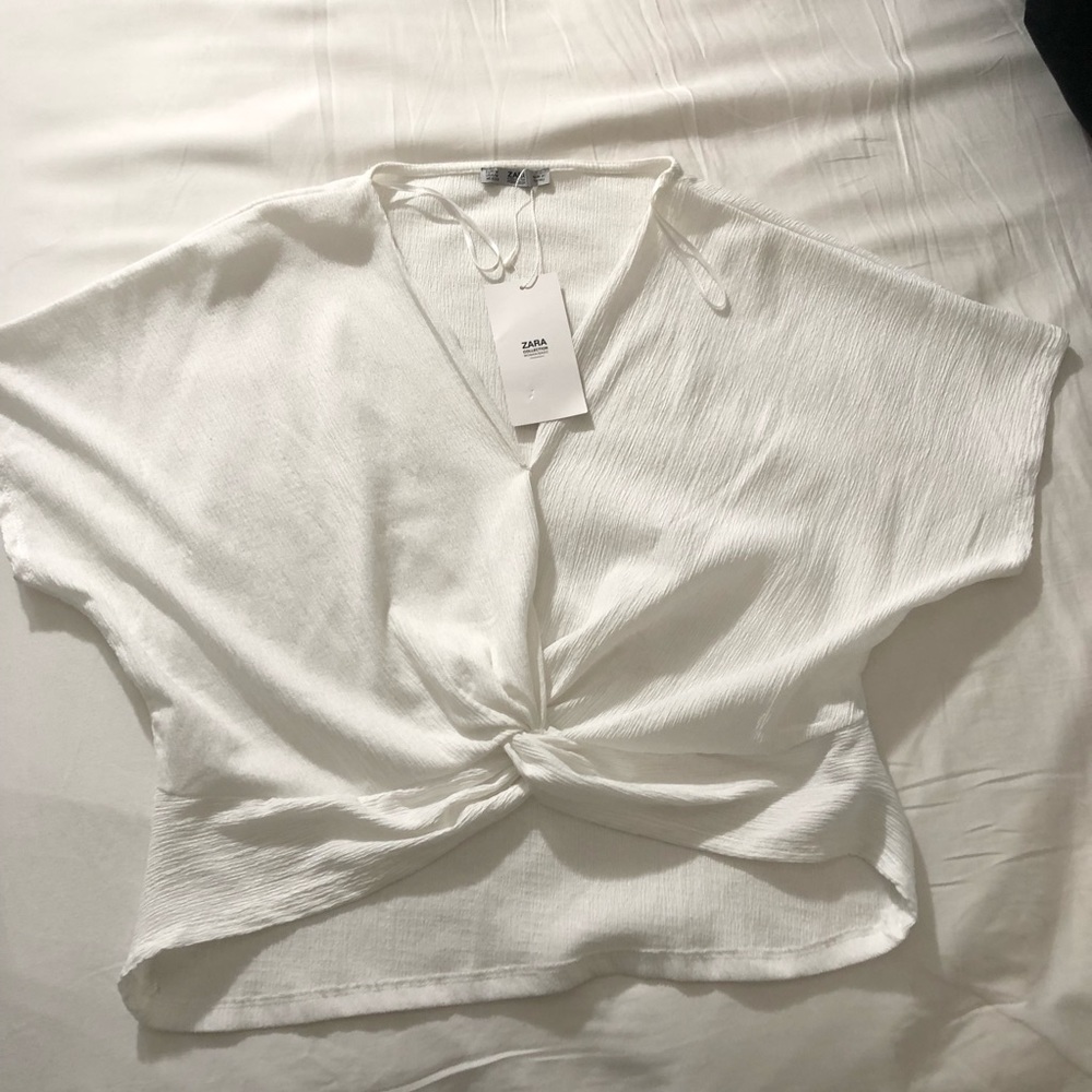 ZARA Basic Tied Crop Top